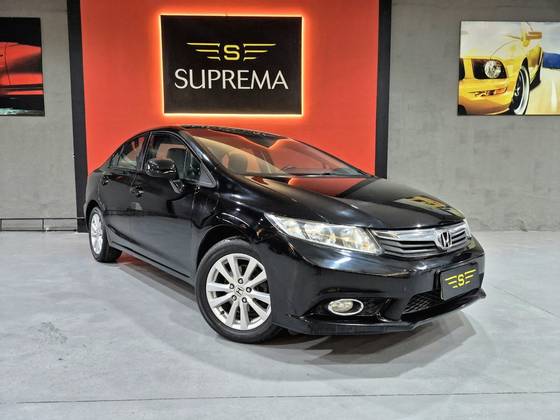 HONDA CIVIC 1.8 LXS 16V FLEX 4P AUTOMÁTICO HONDA CIVIC 1.8 LXS 16V FLEX 4P AUTOMÁTICO